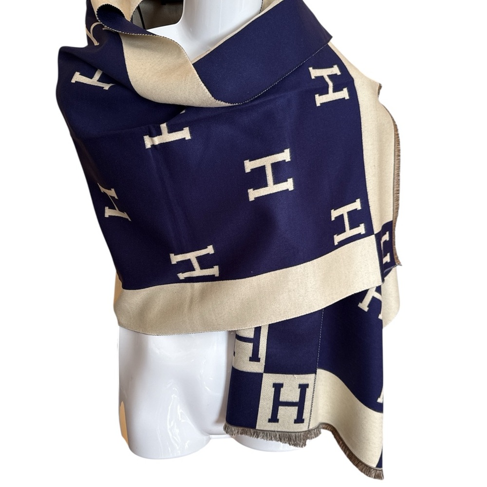 Navy and Cream H Pattern Scarf